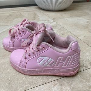 Heelys kids wheel shoes size 13